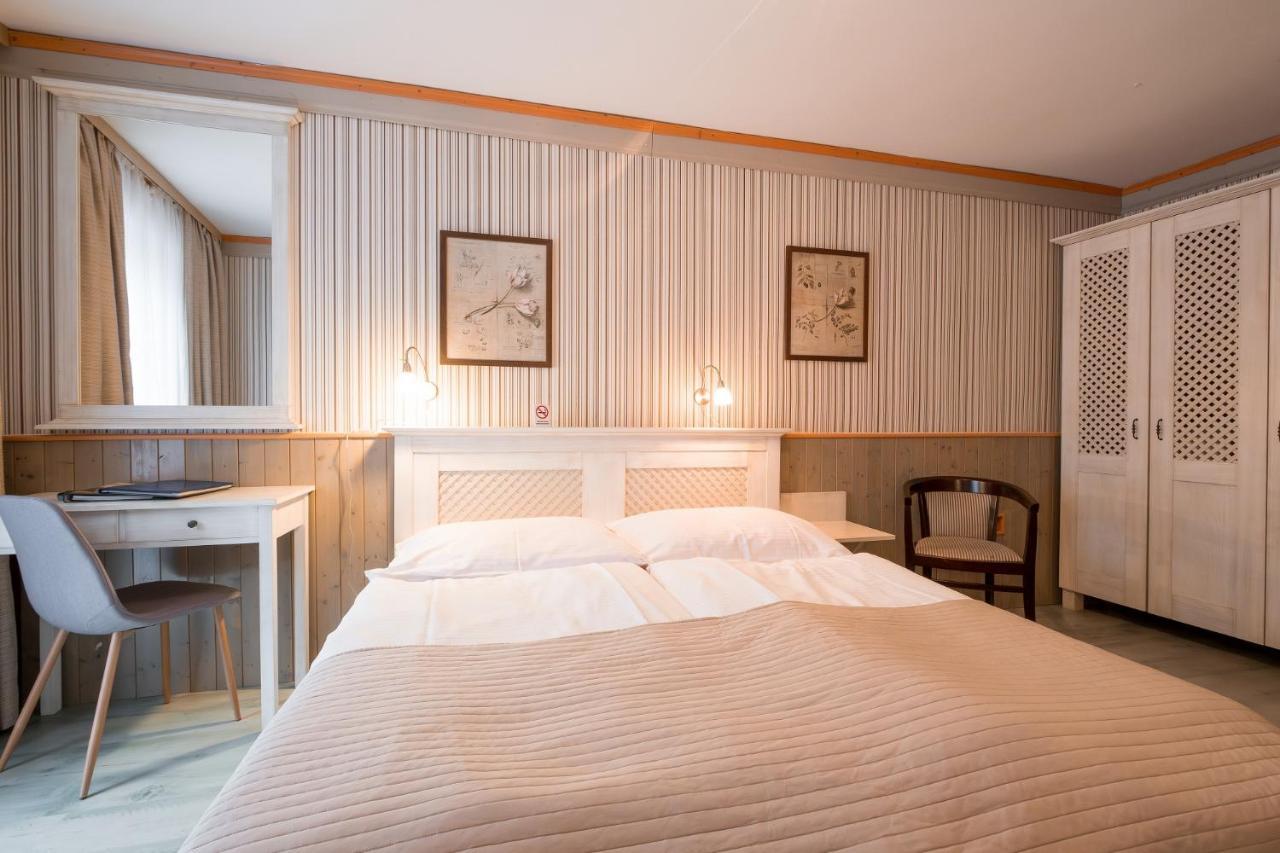 Hotel Maxant 프라임부르크 외부 사진